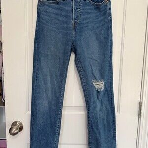 Levi’s Wedgie Straight Women’s Blue Jeans Size 27 Distressed Denim
